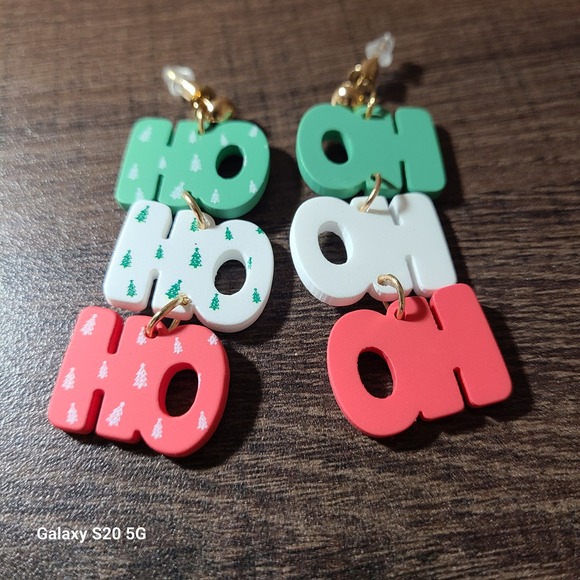 Christmas Ho Ho Ho Drop Earrings Women Green White Red Festive Holiday Jewelry - Picture 4 of 5